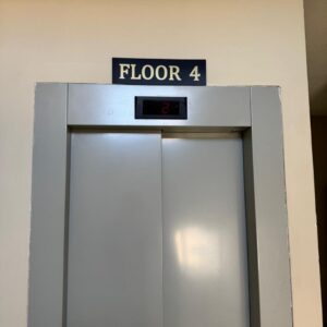 Sinjalistikë forex me adeziv