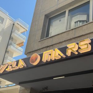 Bazë etalbond me germa 3-D plex