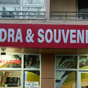 Tabelë me ndriçim plex me adeziv